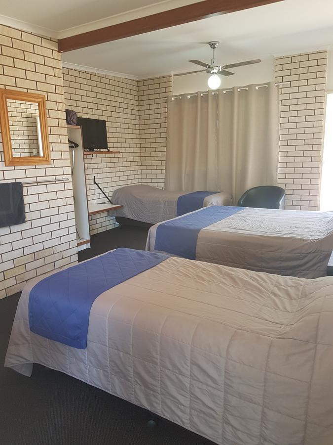 Emerald Tower Motor Inn Eksteriør billede