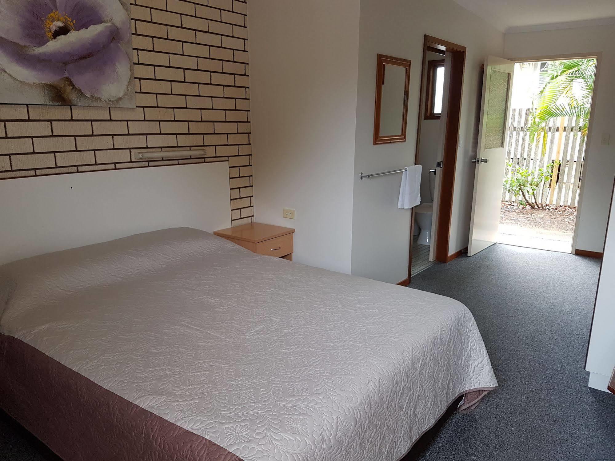 Emerald Tower Motor Inn Eksteriør billede